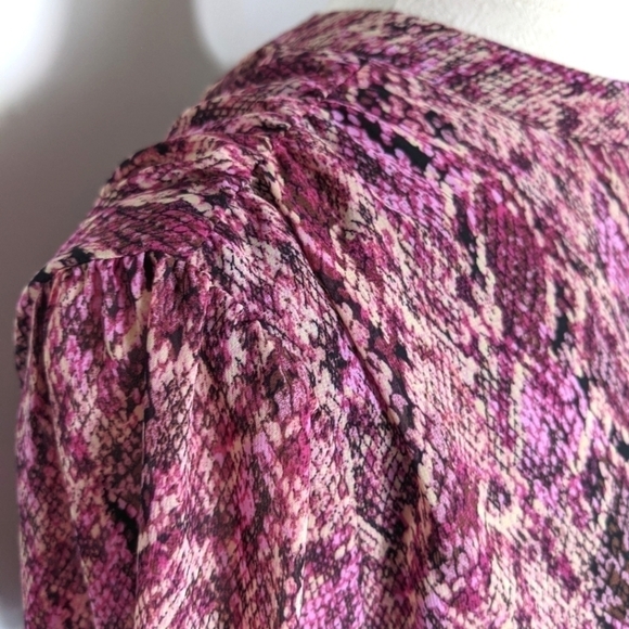 𝅺nwt Bar III Cut Out Back Pink Snake Print Mini Dress L - Picture 10 of 15